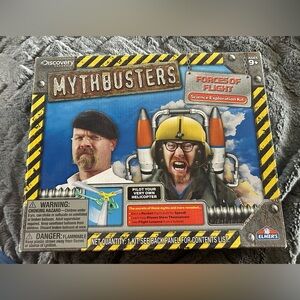 MythBusters "Forces of Flight" Science Exploration Kit from Discovery Channel.